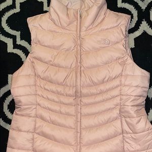 Women’s Northface vest